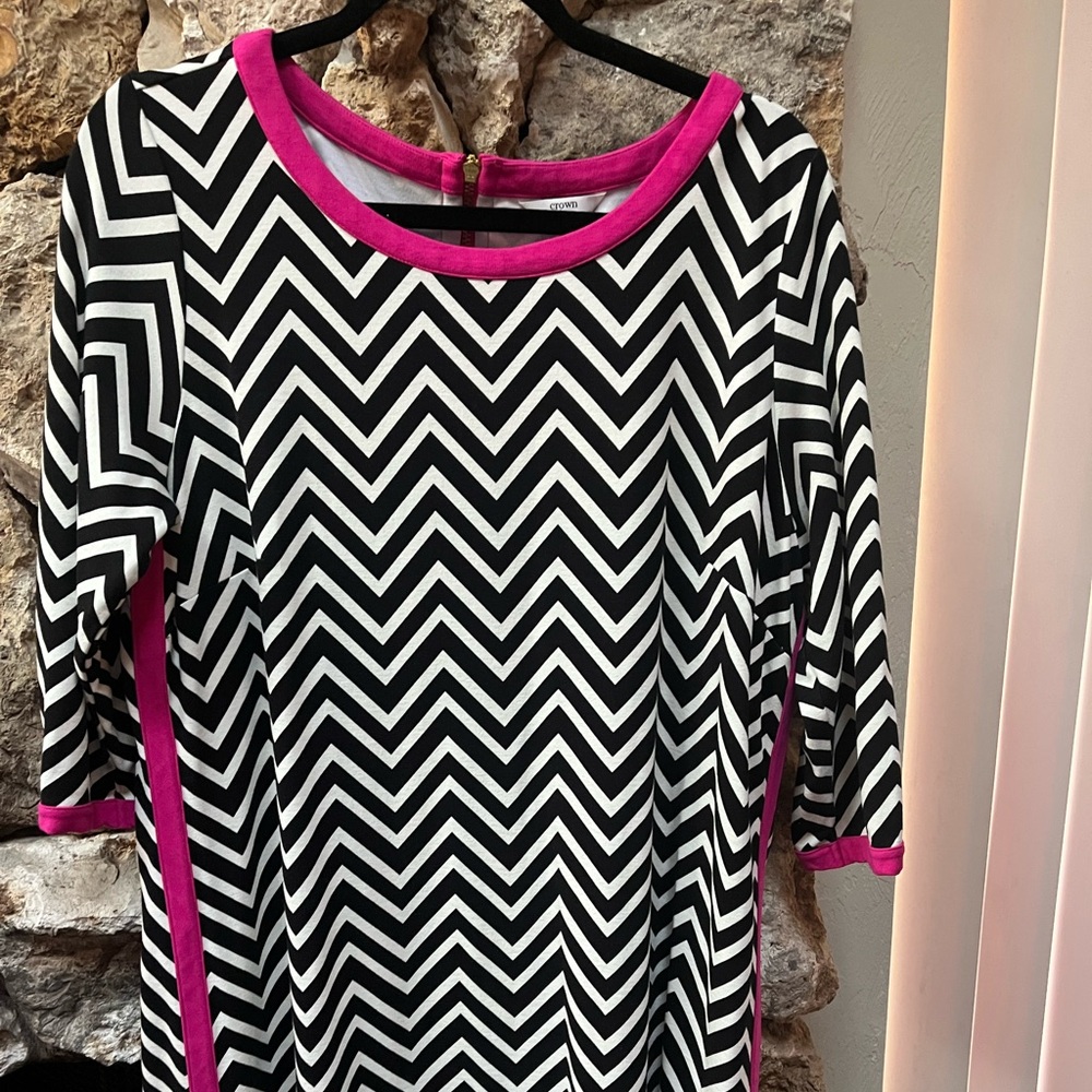 Crown & Ivy Shift Dress Womens XL BlackWhite Pink 3/4 Sleeve Stretch Career